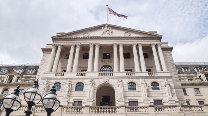 英国央行利率升至14年来最高！房奴、车奴和卡奴怎么办？