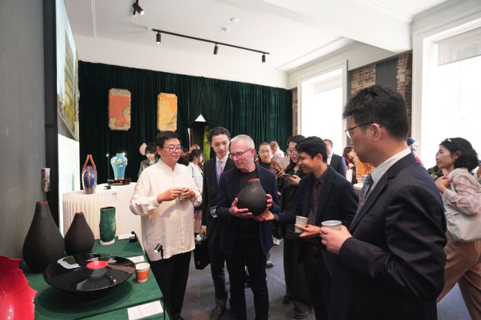 2025伦敦工艺周中国馆“天工开物”主题展开幕 促中英文明交流互鉴